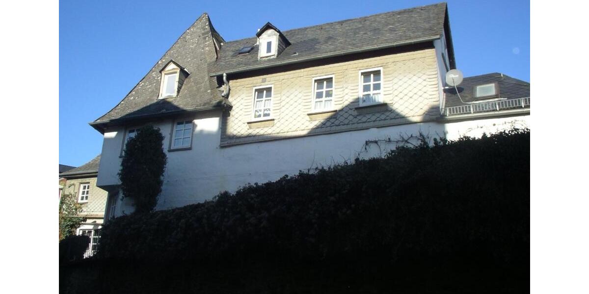 2 Zi. Wohnung in Weilburg ab sofort Prov.-frei zu vermieten. 2 zimmer