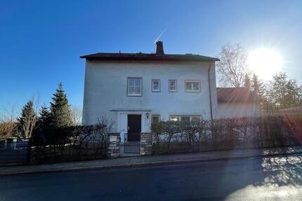 Haus Hof Christiansreuth - 9 Zimmer, 200 m&sup2;, 1.500&euro; | Angebot:26634673