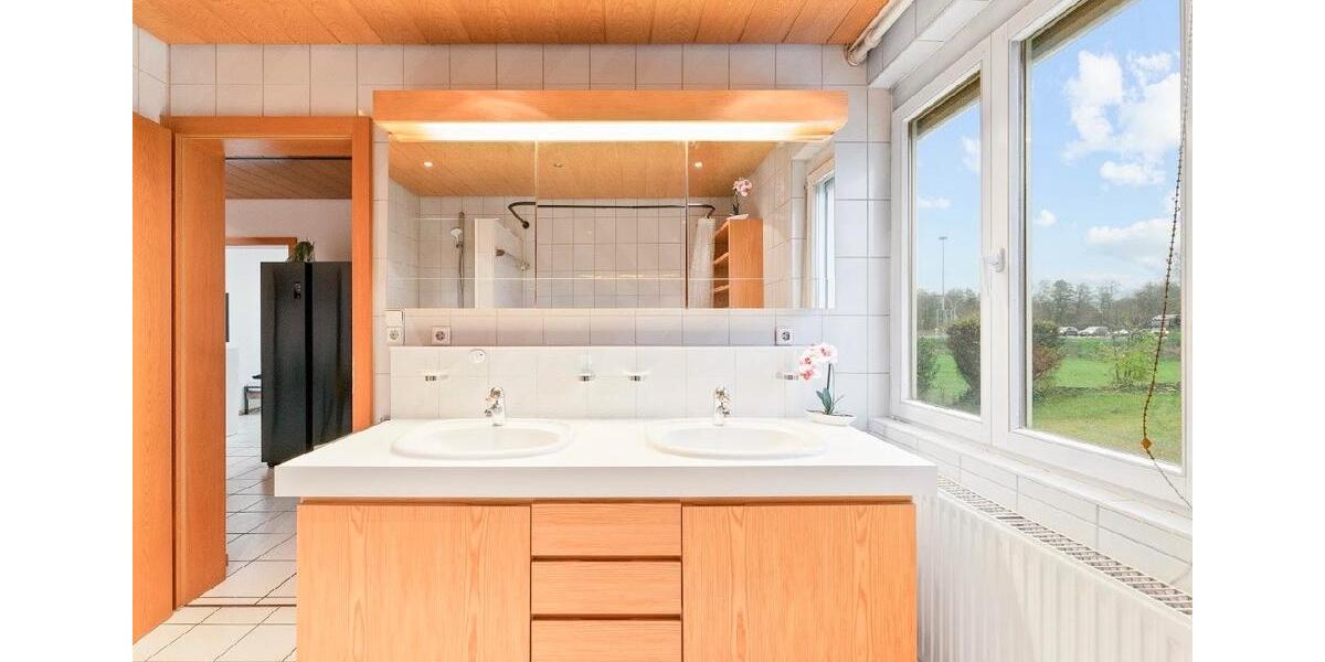 Einfamilienhaus Ofterdingen - 3 Zimmer, 200 m&sup2;, 20&euro; | Angebot:24511697