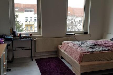 halb Möbliertes Zimmer in 2er WG zimmer