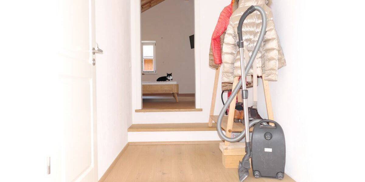 Etagenwohnung Lenggries - 4 Zimmer, 161 m&sup2;, 2.250&euro; | Angebot:26129498