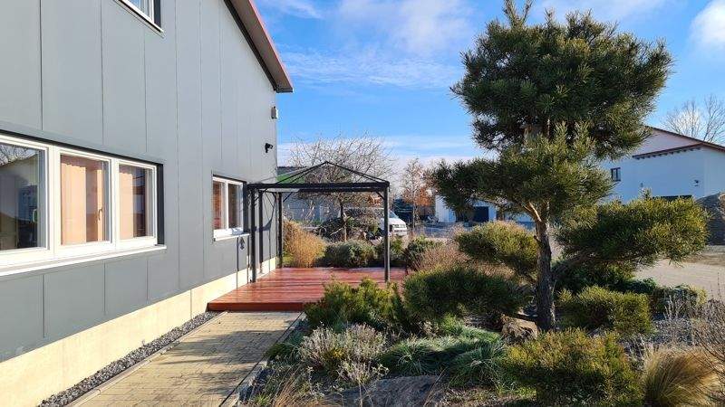 neuwertige Halle (beheizbar) mit Büro zu vermieten in Barbing zimmer