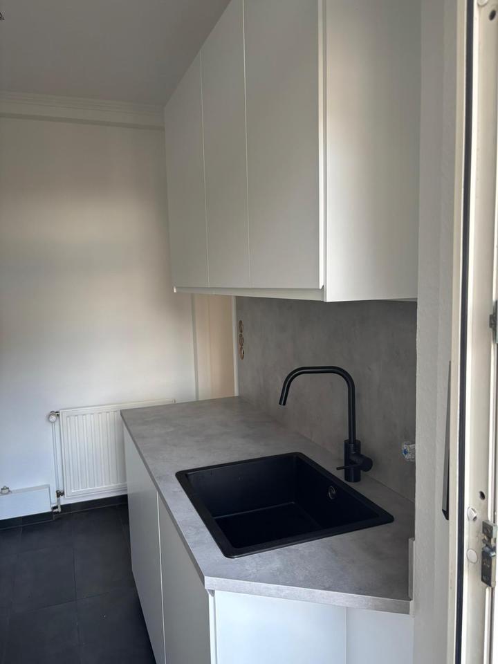 Frisch sanierte Wohnung in Frankfurt Sachsenhausen zimmer