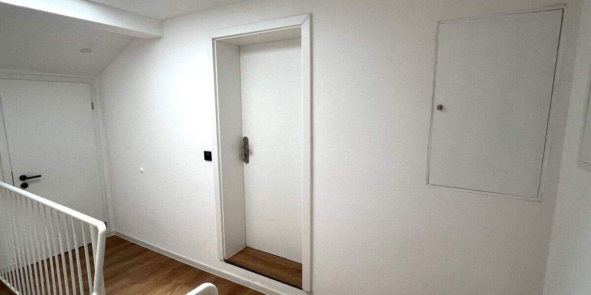 Mehrfamilienhaus, Wohnhaus Nußbaum - 7 Zimmer, 170 m&sup2;, 1.750&euro; | Angebot:25683782