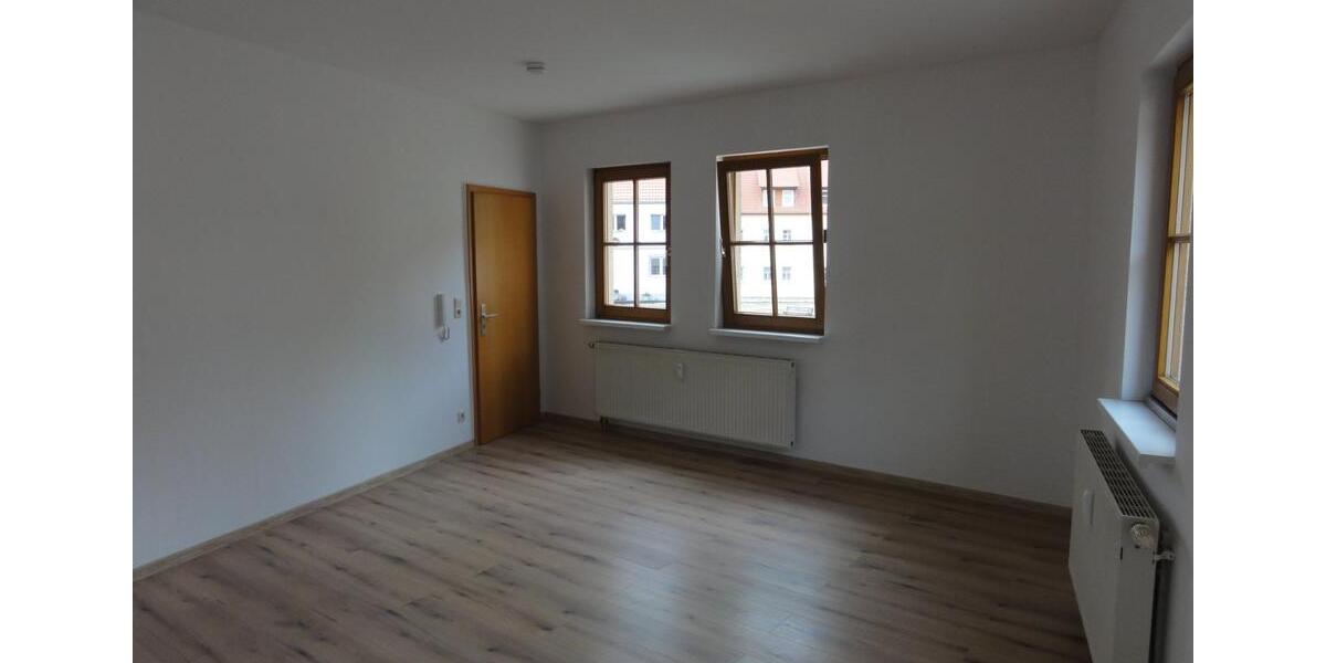 Etagenwohnung Freyburg (Unstrut) - 2 Zimmer, 52 m&sup2;, 325&euro; | Angebot:25053399