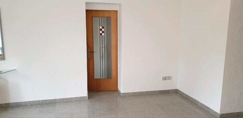 Erdgeschoßwohnung Losheim am See - 2 Zimmer, 65 m&sup2;, 650&euro; | Angebot:24383764