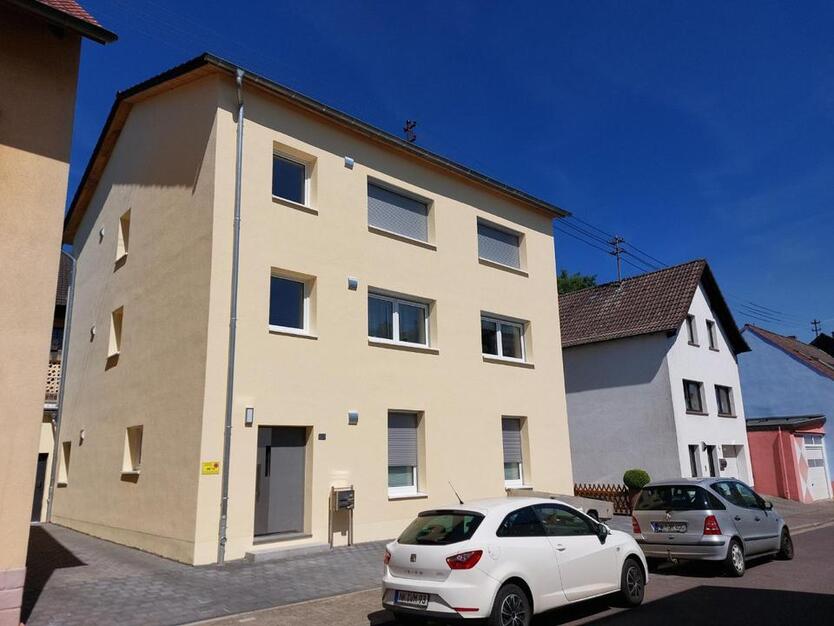 *Moderne Etagenwohnung*1.OG*2 ZKB*Topzustand*78m² Wfl*54m² Terrasse*Illingen