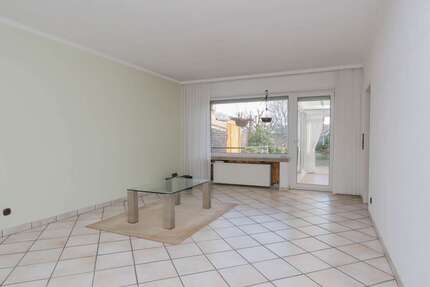 Wohnung Mönchengladbach / Neuwerk-Mitte Mitte - 3 Zimmer, 83 m&sup2;, 1.036&euro; | Angebot:27256501