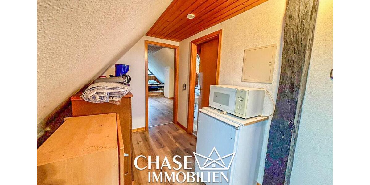 Dachgeschoßwohnung Bad Pyrmont - 2 Zimmer, 60 m&sup2;, 360&euro; | Angebot:25079807