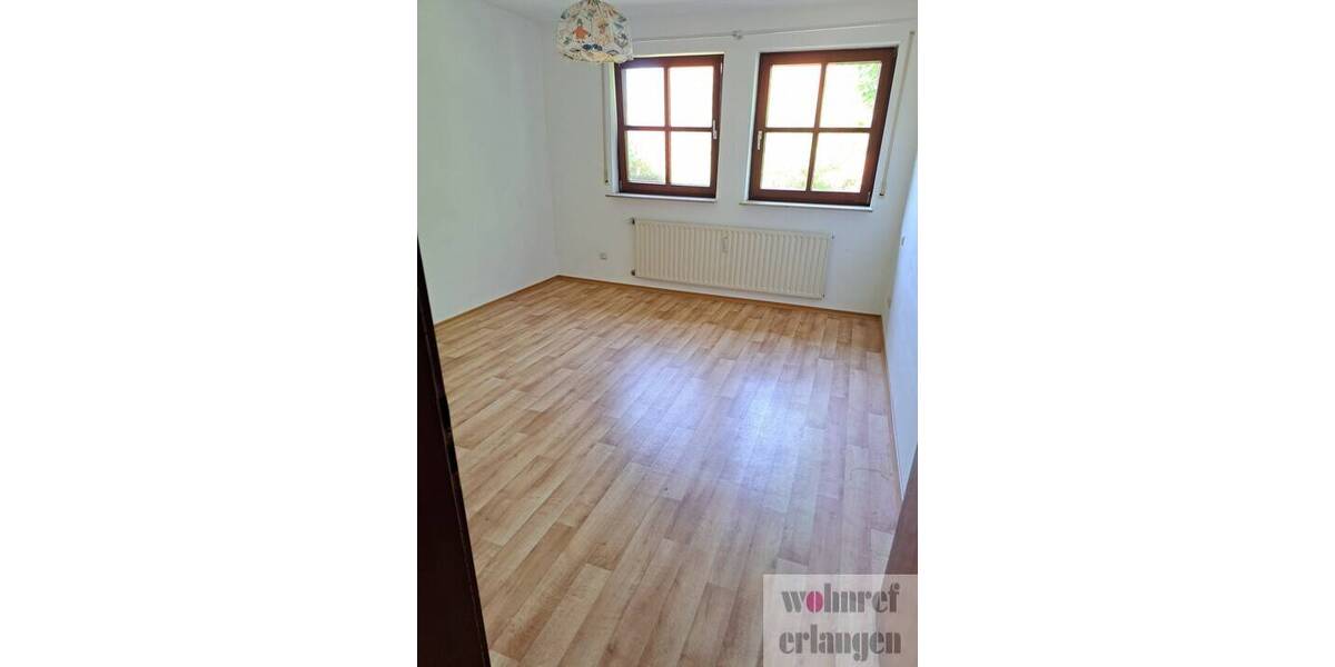 Etagenwohnung Buckenhof - 4 Zimmer, 93 m&sup2;, 1.250&euro; | Angebot:25731156