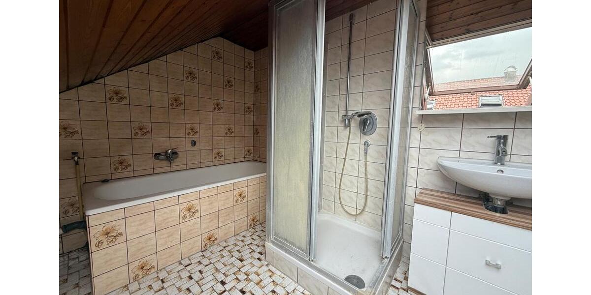 Dachgeschoßwohnung Gaildorf - 2 Zimmer, 60 m&sup2;, 500&euro; | Angebot:21660358