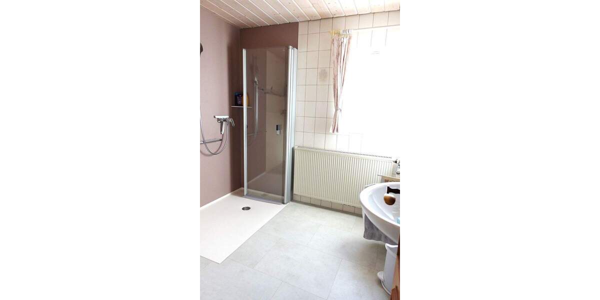 Einfamilienhaus Bidingen - 5 Zimmer, 130 m&sup2;, 1.365&euro; | Angebot:25670479