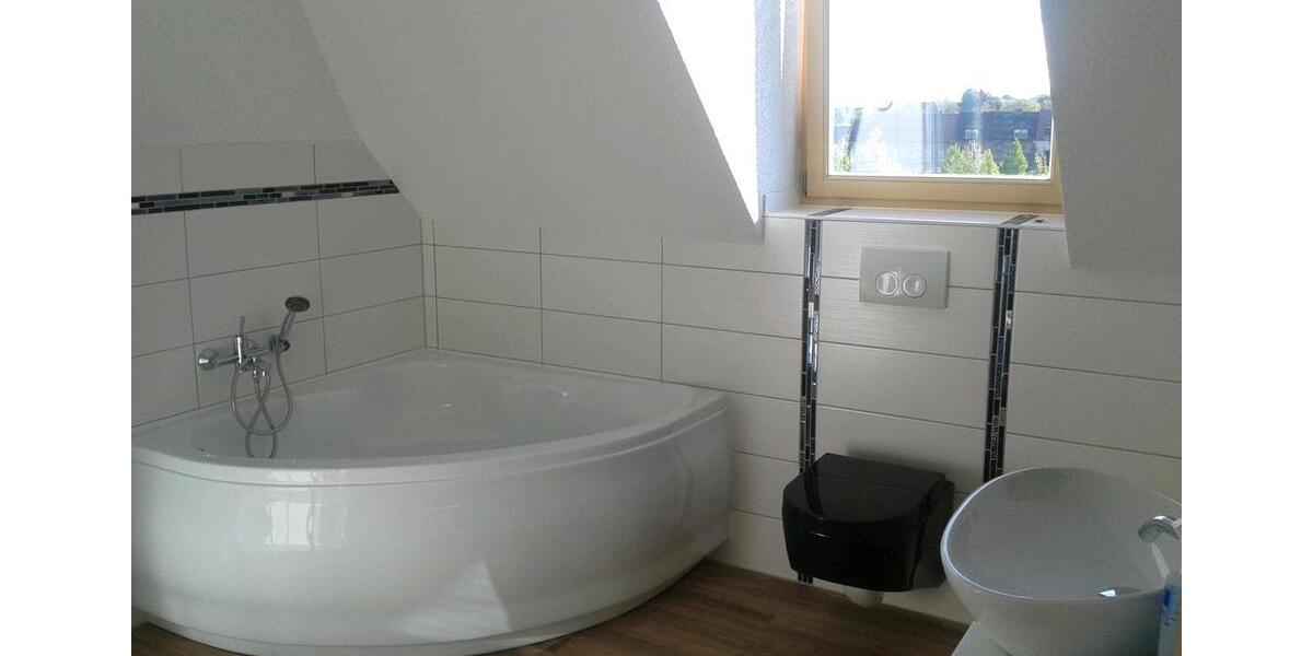 Dachgeschoßwohnung Sangerhausen - 3 Zimmer, 100 m&sup2;, 730&euro; | Angebot:24611287