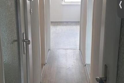 Wohnung Tuttlingen - 3 Zimmer, 70 m&sup2;, 750&euro; | Angebot:26373779