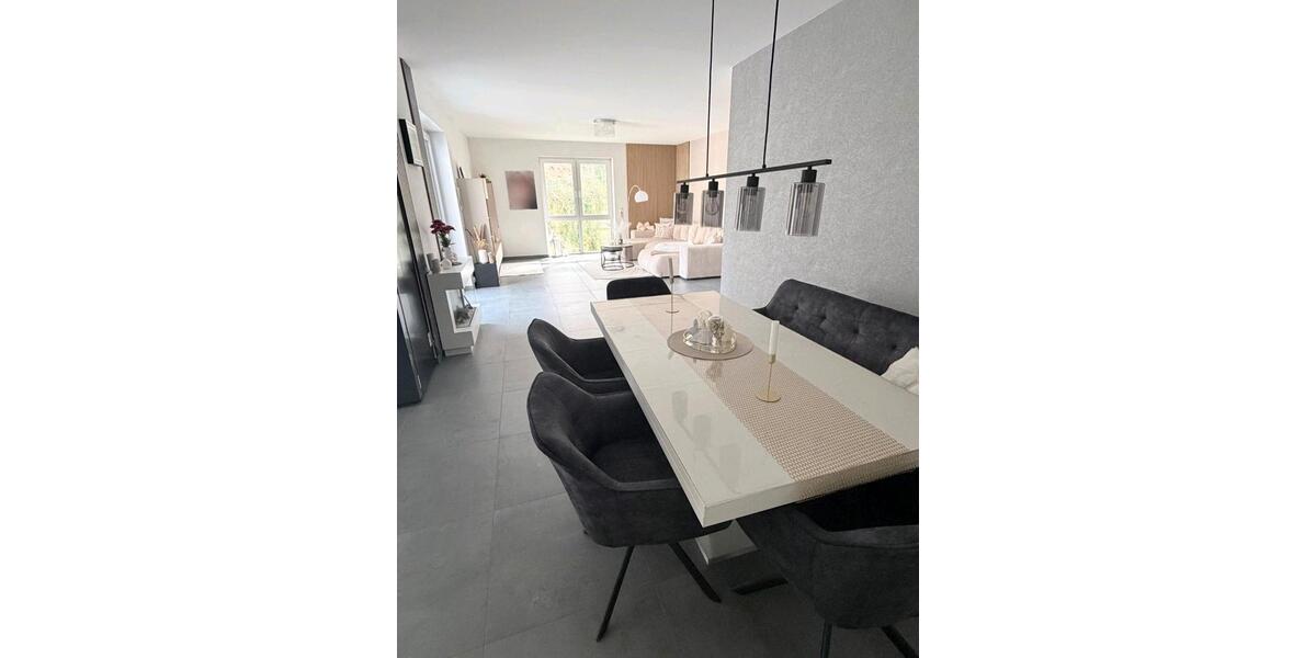 Etagenwohnung Wadgassen - 3 Zimmer, 112 m&sup2;, 1.150&euro; | Angebot:26047347