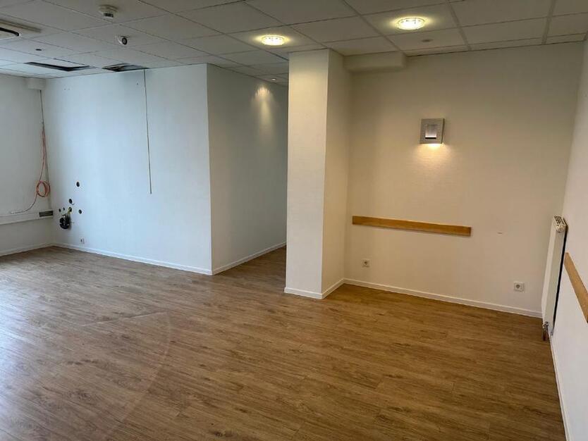 Ansprechende Praxisfläche in denkmalgeschütztem Ärztehaus von Lemgo, nähe Bahnhof!