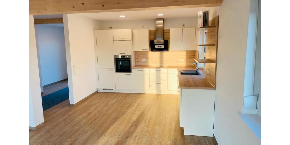 Doppelhaushälfte Hohenroth - 4.5 Zimmer, 122 m&sup2;, 1.195&euro; | Angebot:25963060