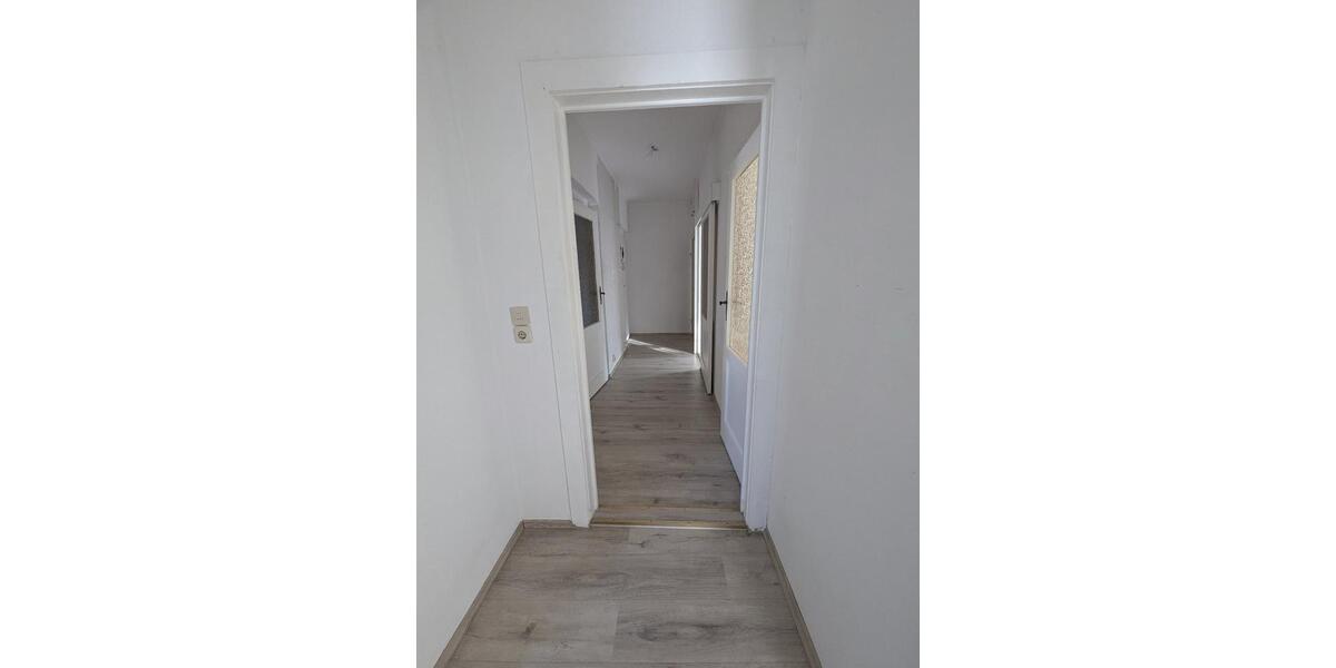 Etagenwohnung Bennewitz - 3 Zimmer, 69 m&sup2;, 599&euro; | Angebot:24747657