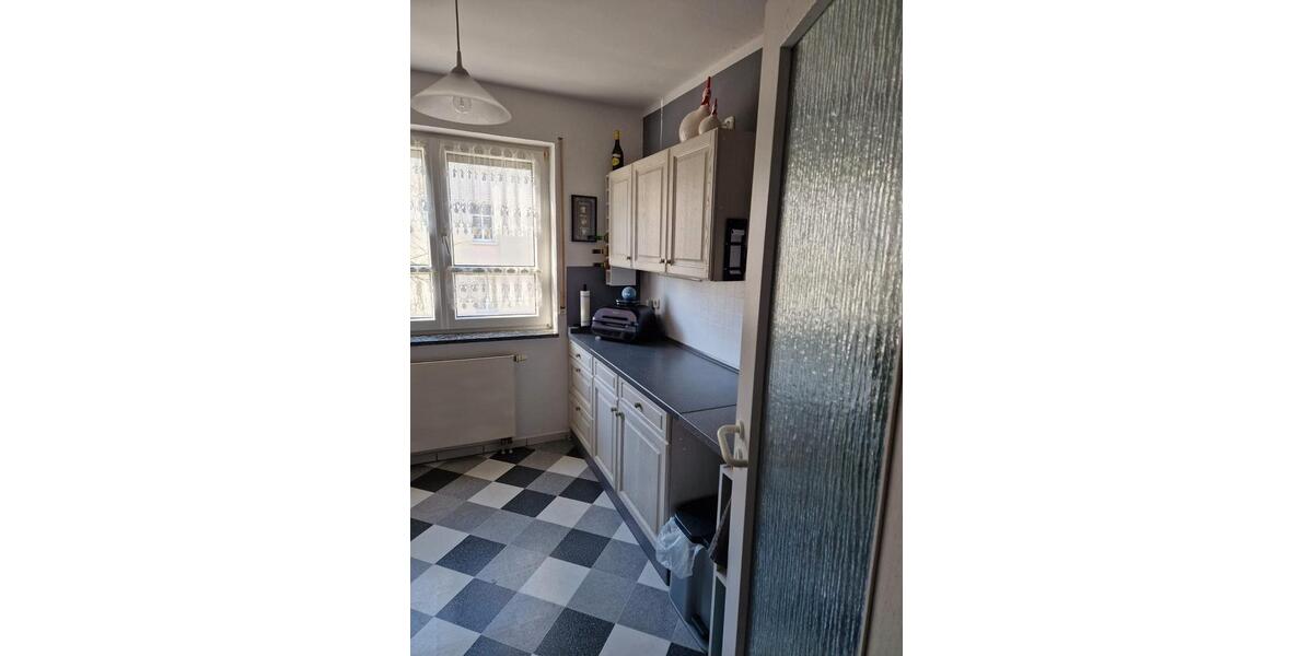 Etagenwohnung Dessau-Roßlau Roßlau - 3 Zimmer, 80 m&sup2;, 590&euro; | Angebot:26534911