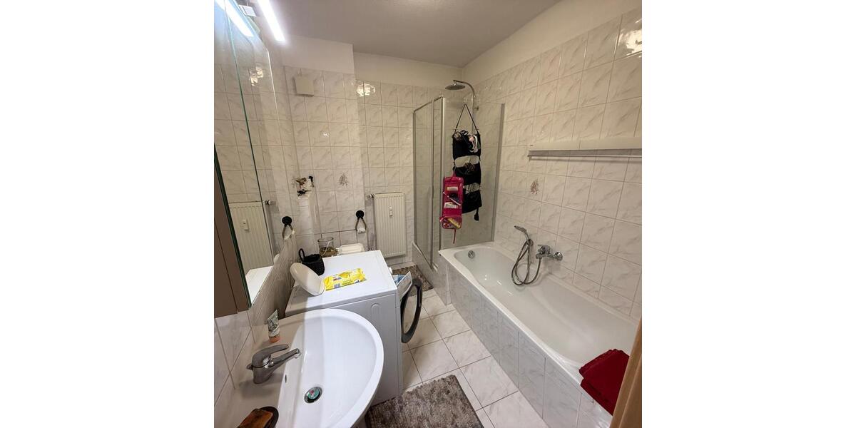 Etagenwohnung Sömmerda - 3 Zimmer, 91 m&sup2;, 700&euro; | Angebot:26279346