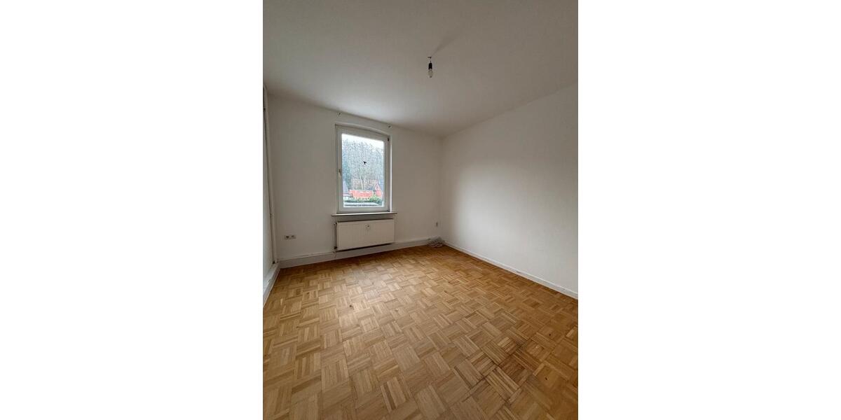 Erdgeschoßwohnung Geesthacht - 3 Zimmer, 94 m&sup2;, 1.250&euro; | Angebot:26482909