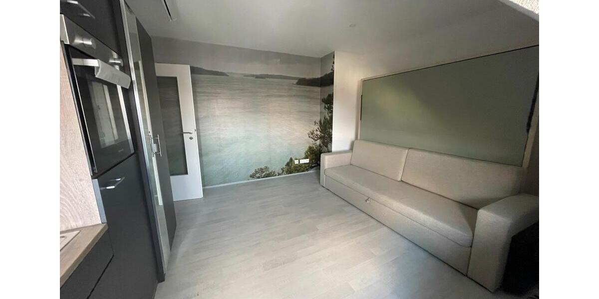 Dachgeschoßwohnung Stuttgart Hedelfingen - 1 Zimmer, 25 m&sup2;, 680&euro; | Angebot:26033411