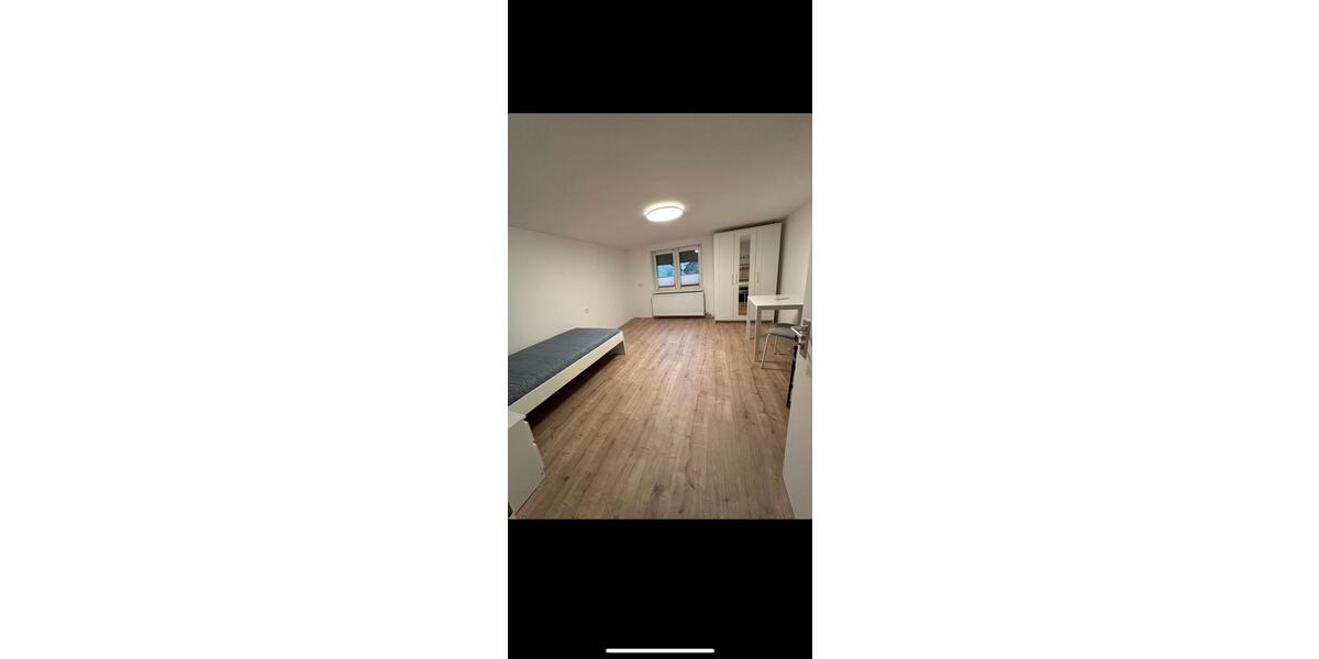 Wohnen auf Zeit Öhringen - 5 Zimmer, 15 m&sup2;, 450&euro; | Angebot:24787706