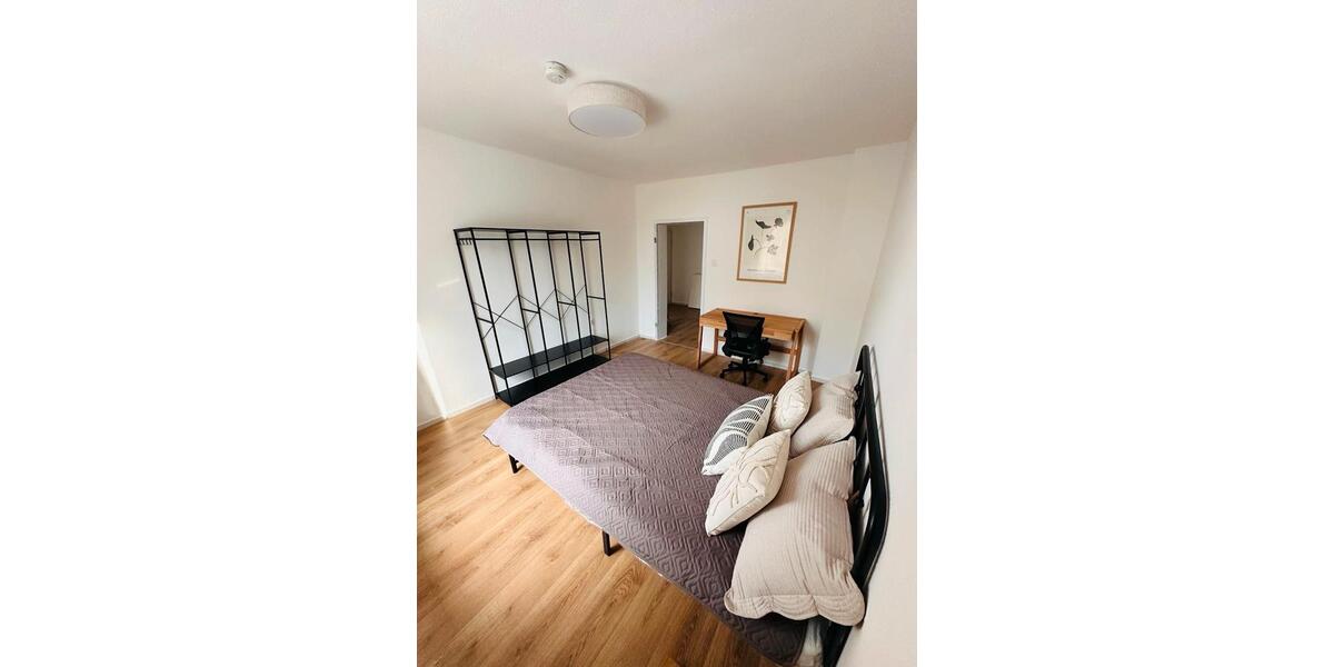 Wohnen auf Zeit Bielefeld Heepen - 1 Zimmer, 10 m&sup2;, 460&euro; | Angebot:26123286