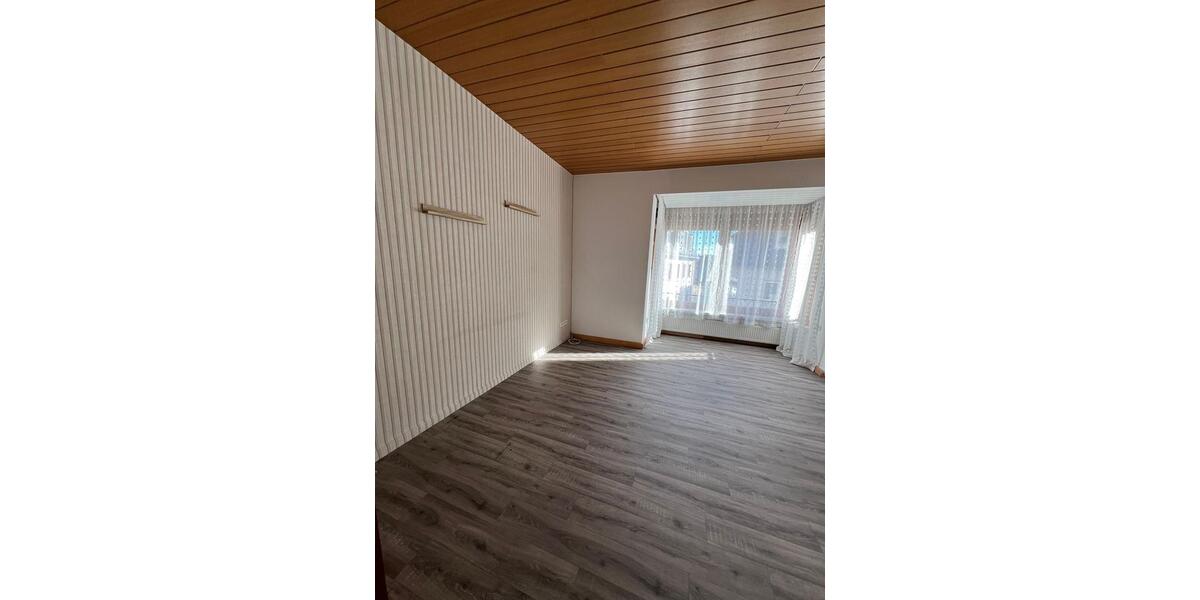 Etagenwohnung Rüdesheim am Rhein - 3 Zimmer, 90 m&sup2;, 950&euro; | Angebot:24638277