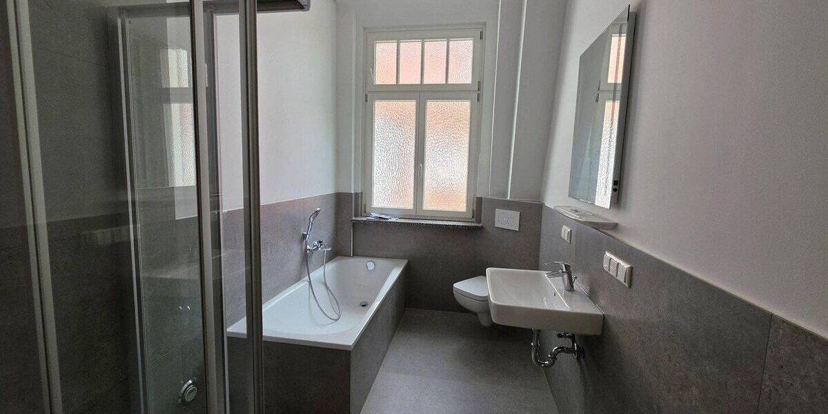 Etagenwohnung Göttingen Innenstadt - 3 Zimmer, 101 m&sup2;, 1.450&euro; | Angebot:26817441