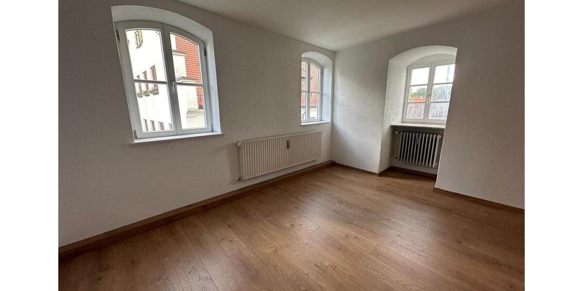 Etagenwohnung Babenhausen - 3 Zimmer, 94 m&sup2;, 920&euro; | Angebot:25364683