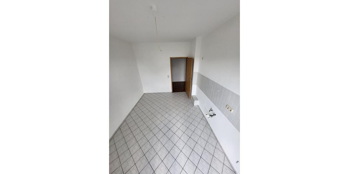 Erdgeschoßwohnung Delitzsch - 5 Zimmer, 122 m&sup2;, 1.100&euro; | Angebot:24393509