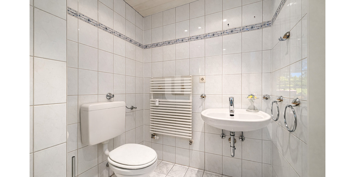 WINDISCH - frisch renovierte 3-Zi.-Wohnung mit Garten - ideal für Singles oder Paare - bezugsfrei! - Erdgeschoßwohnung Gröbenzell | Angebot:26133761