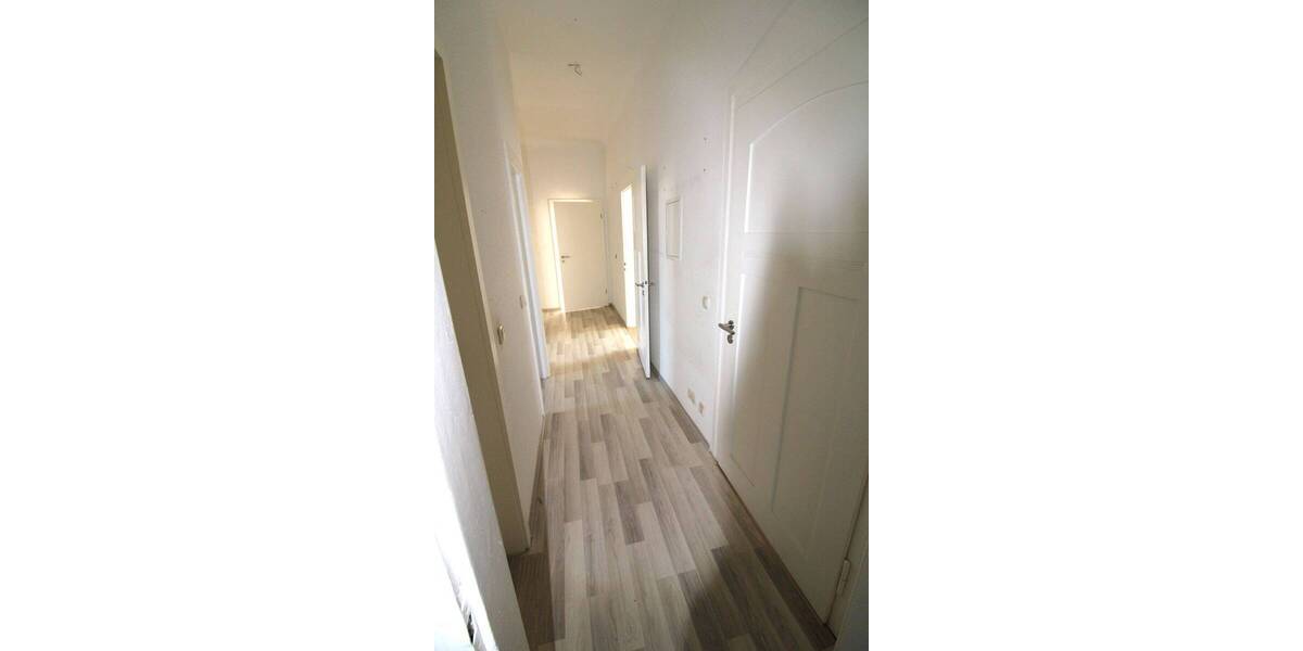 Etagenwohnung Gotha - 5 Zimmer, 111 m&sup2;, 975&euro; | Angebot:26685580