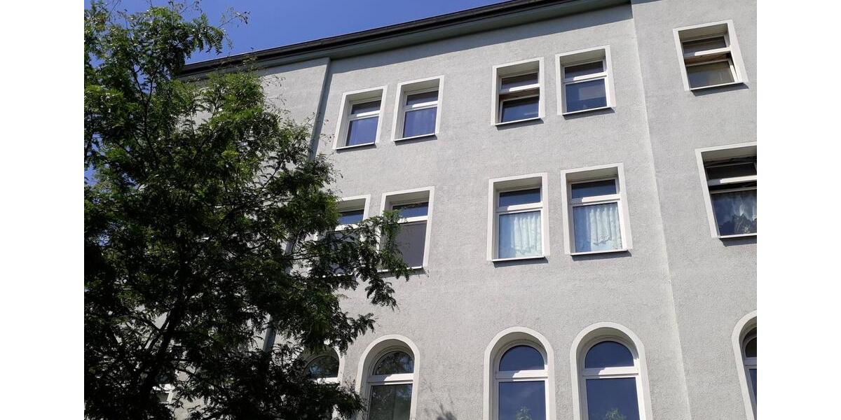 Moderne, helle 1 Zimmer-Küche-Bad Wohnung in renoviertem Altbau 1 zimmer