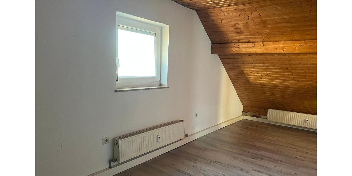 Dachgeschoßwohnung Beilngries - 1 Zimmer, 63 m&sup2;, 550&euro; | Angebot:26676123