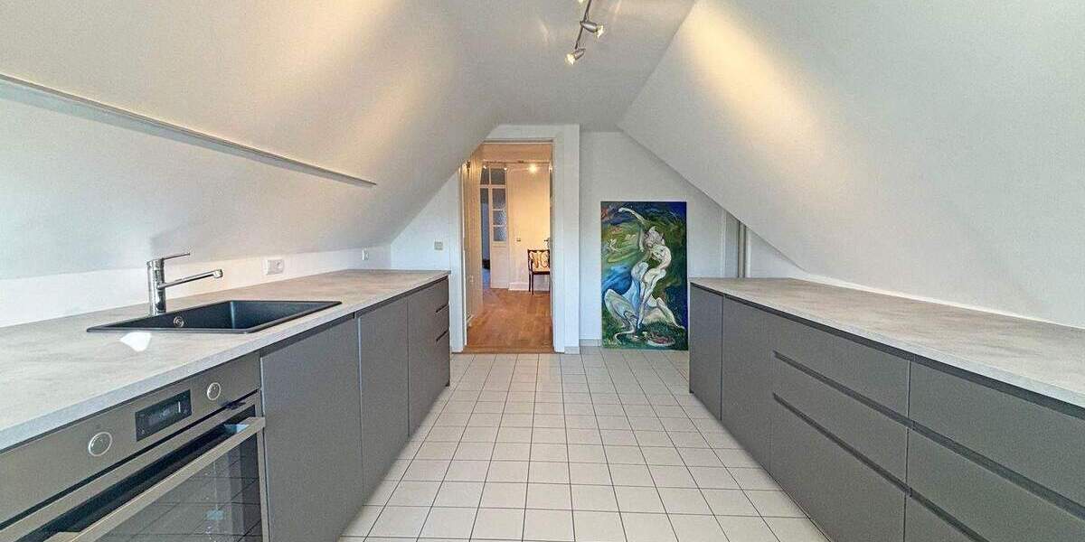 Etagenwohnung Stuttgart Sonnenberg - 4 Zimmer, 108 m&sup2;, 2.150&euro; | Angebot:25215153