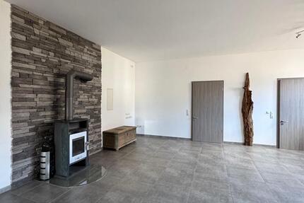 Wohnung Gemünden am Main - 3 Zimmer, 110 m&sup2;, 900&euro; | Angebot:26440981