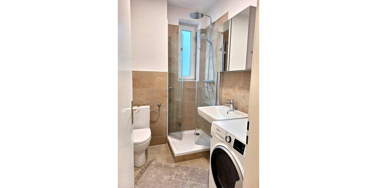 Etagenwohnung Berlin Mitte - 2 Zimmer, 52 m&sup2;, 1.210&euro; | Angebot:26740619