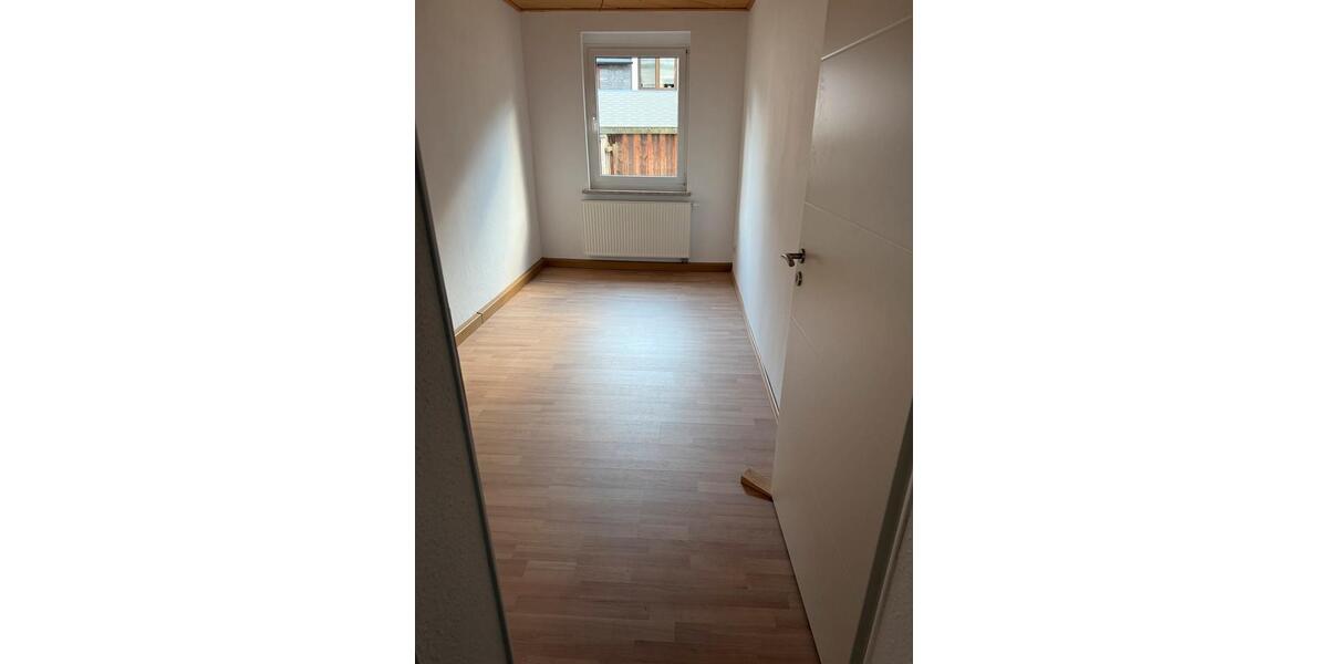 Erdgeschoßwohnung Steinach - 4 Zimmer, 66 m&sup2;, 600&euro; | Angebot:26255750