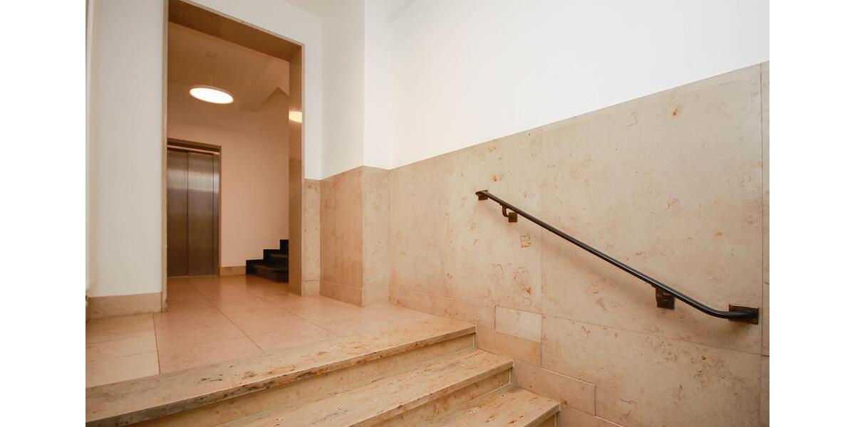 Etagenwohnung Düsseldorf Pempelfort - 5 Zimmer, 134 m&sup2;, 2.600&euro; | Angebot:24803545