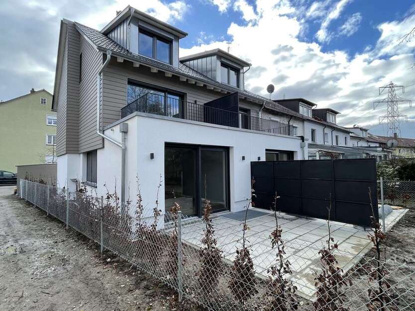 Haus zum Mieten in Ravensburg 1.990 € 150 m²