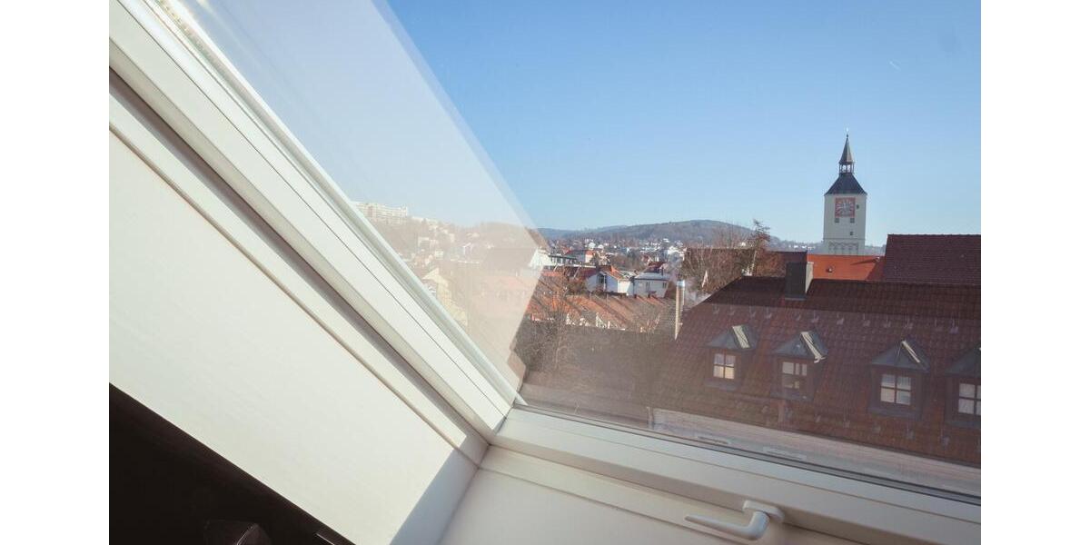 Über den Dächern: Exklusive, voll Möblierte 4-Zimmer Wohnung 4 zimmer