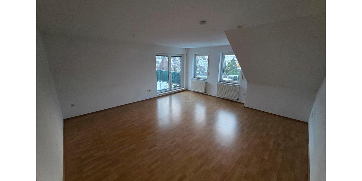 Dachgeschoßwohnung Fürstenau - 3 Zimmer, 95 m&sup2;, 660&euro; | Angebot:25853441