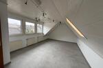 Dachgeschoßwohnung Linden - 5 Zimmer, 96 m&sup2;, 950&euro; | Angebot:25163651