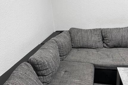 Nachmieter ab 01.01.2026 mit Möbel Verhandlungsbereit 4 zimmer