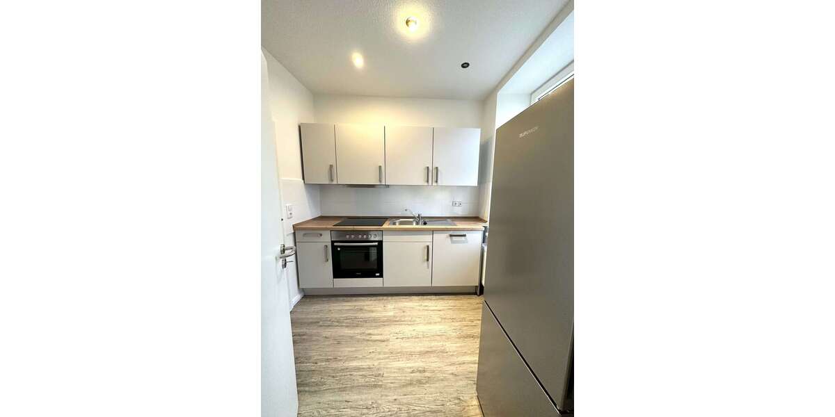 Etagenwohnung Magdeburg Alte Neustadt - 3 Zimmer, 83 m&sup2;, 555&euro; | Angebot:27017614