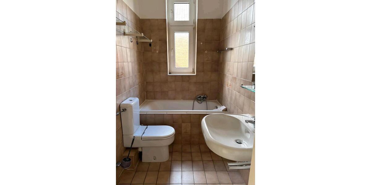 Erdgeschoßwohnung Löhne - 4 Zimmer, 108 m&sup2;, 1.000&euro; | Angebot:26620035
