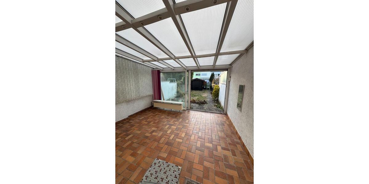 Reihenhaus Frankfurt am Main Mitte-West - 3 Zimmer, 82 m&sup2;, 1.690&euro; | Angebot:24703923