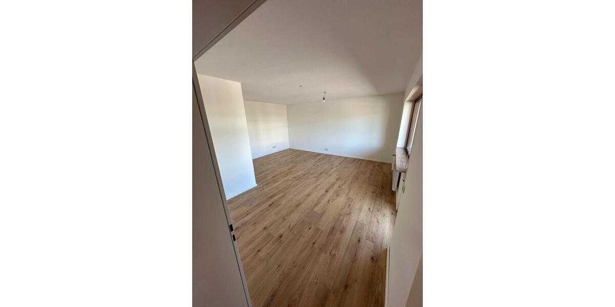Etagenwohnung Weil am Rhein - 2 Zimmer, 71 m&sup2;, 1.250&euro; | Angebot:24753262